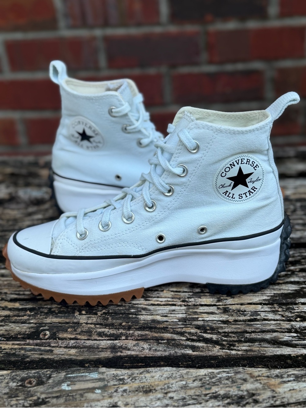 Converse Unisex (M-5.5 W-7) Run Star Hike High-Top Platform White Sneakers X2